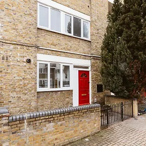 https://limehouse-beds-to-stay.cambridgehotelsuk.com